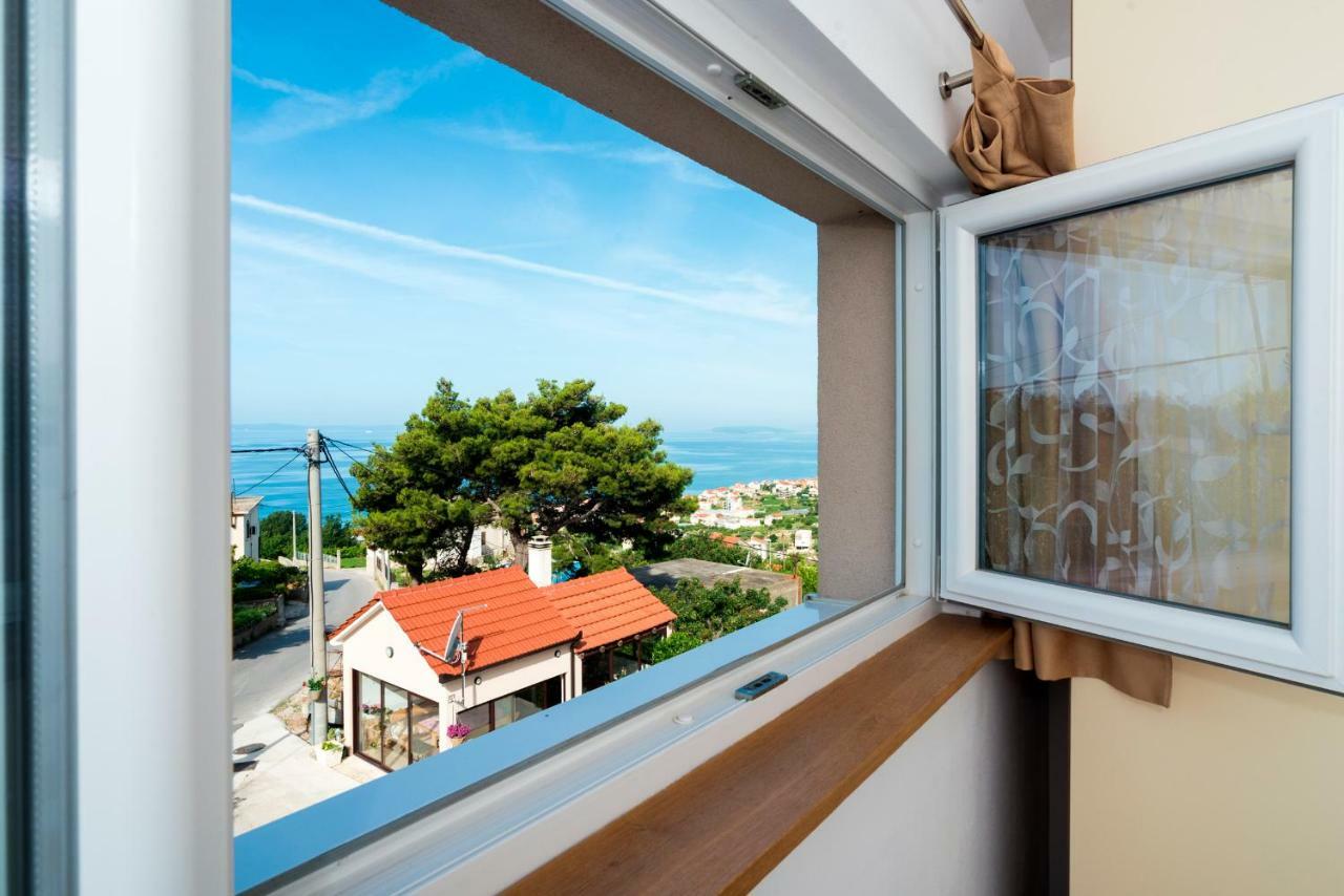 Apartments Intrada Подстрана Екстериор снимка
